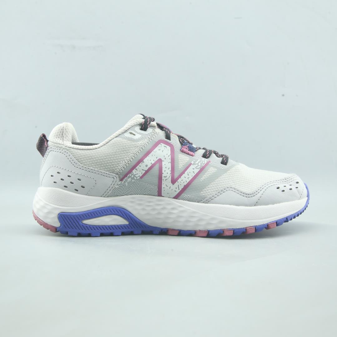 NEW BALANCE 4010 V8