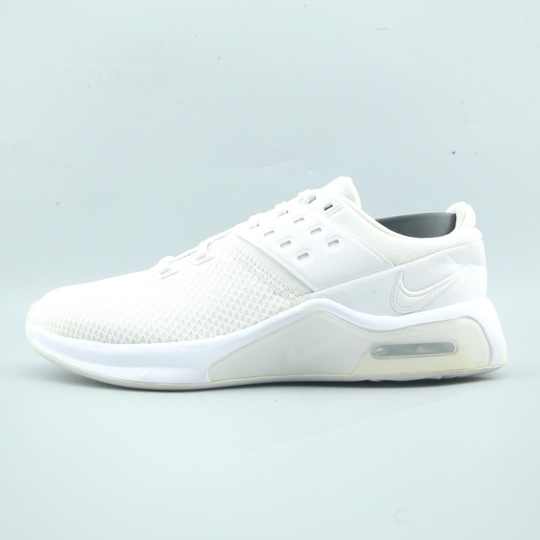 NIKE AIR MAX BELLA TR 4
