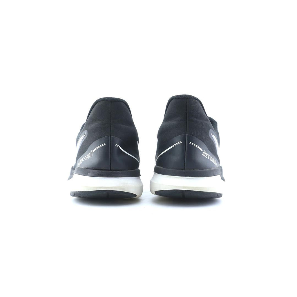 NIKE IN SEASON TR 8