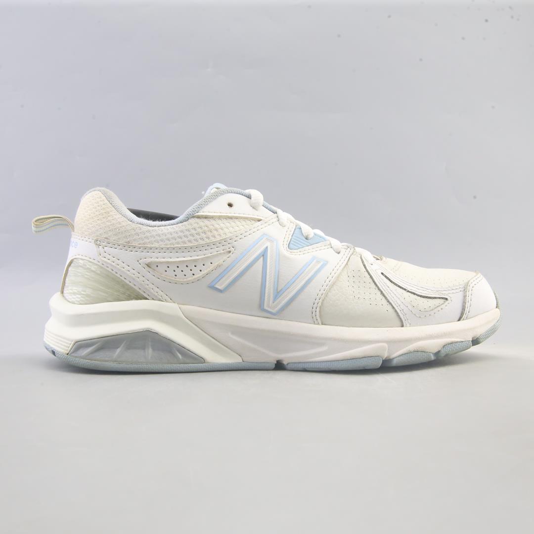 NEW BALANCE 857 V2