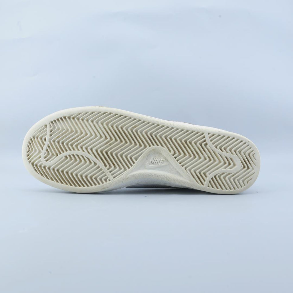 NIKE COURT ROYALE