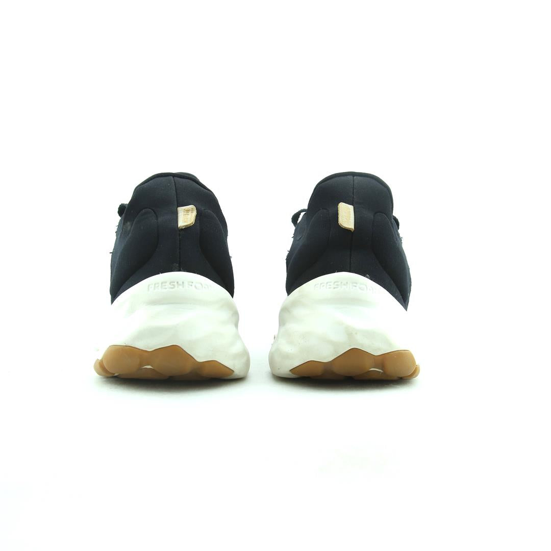 NEW BALANCE  FRESH FOAM ROAV V2