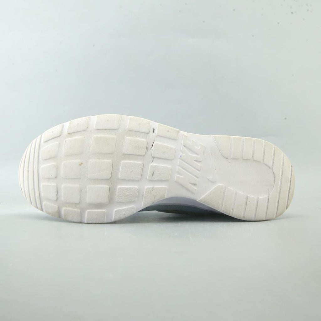 NIKE TANJUN