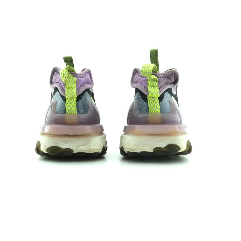 NIKE REACT VISION