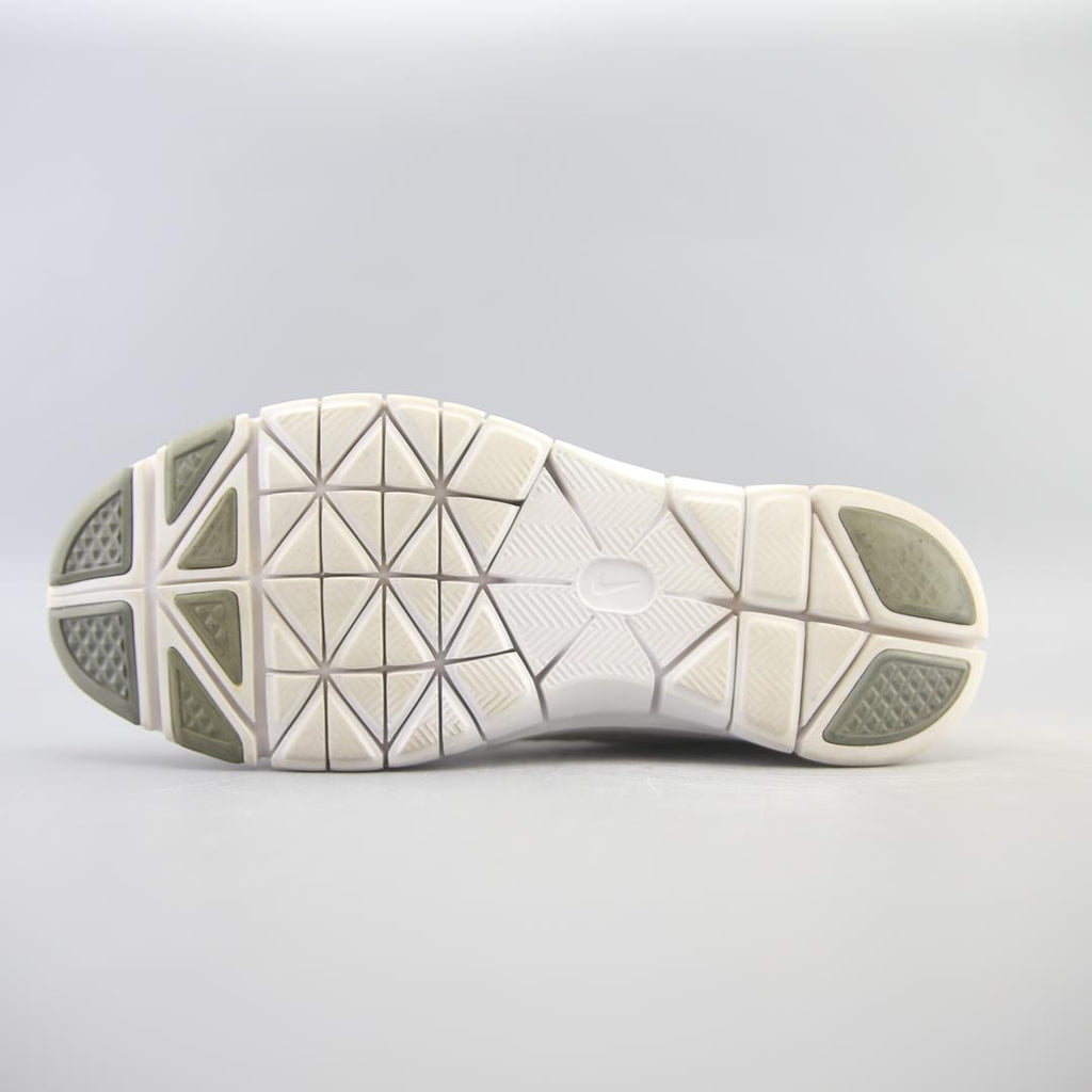 NIKE  FREE 5.0
