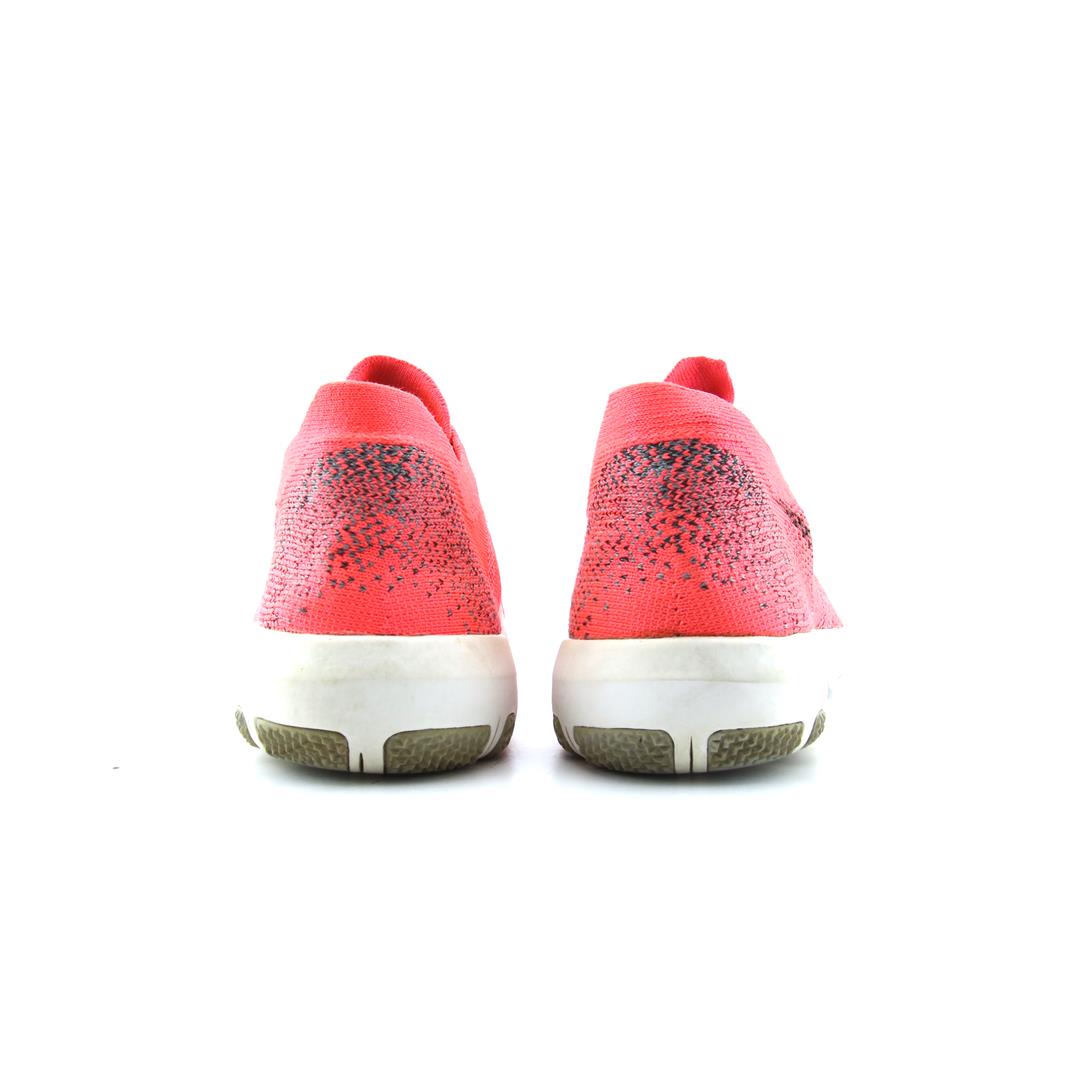 NIKE FREE FOCUS FLYKNIT 2