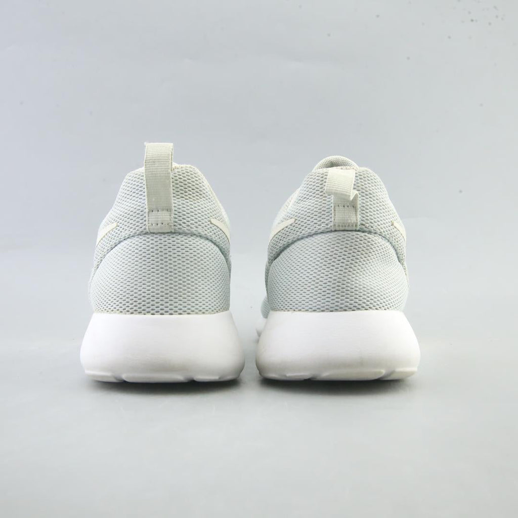 NIKE ROSHE ONE