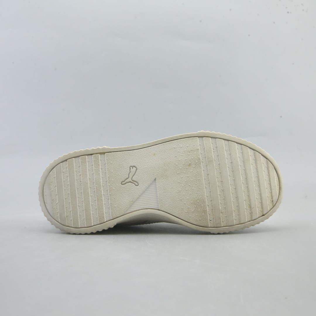 PUMA  CARINA L