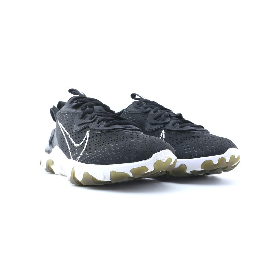 NIKE REACT VISION