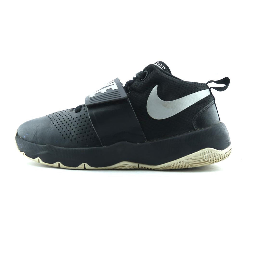 NIKE TEAM HUSTLE D 8