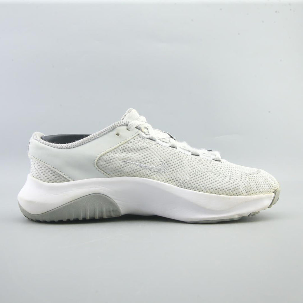 NIKE LEGEND ESSENTIAL 3 NEXT NATURE