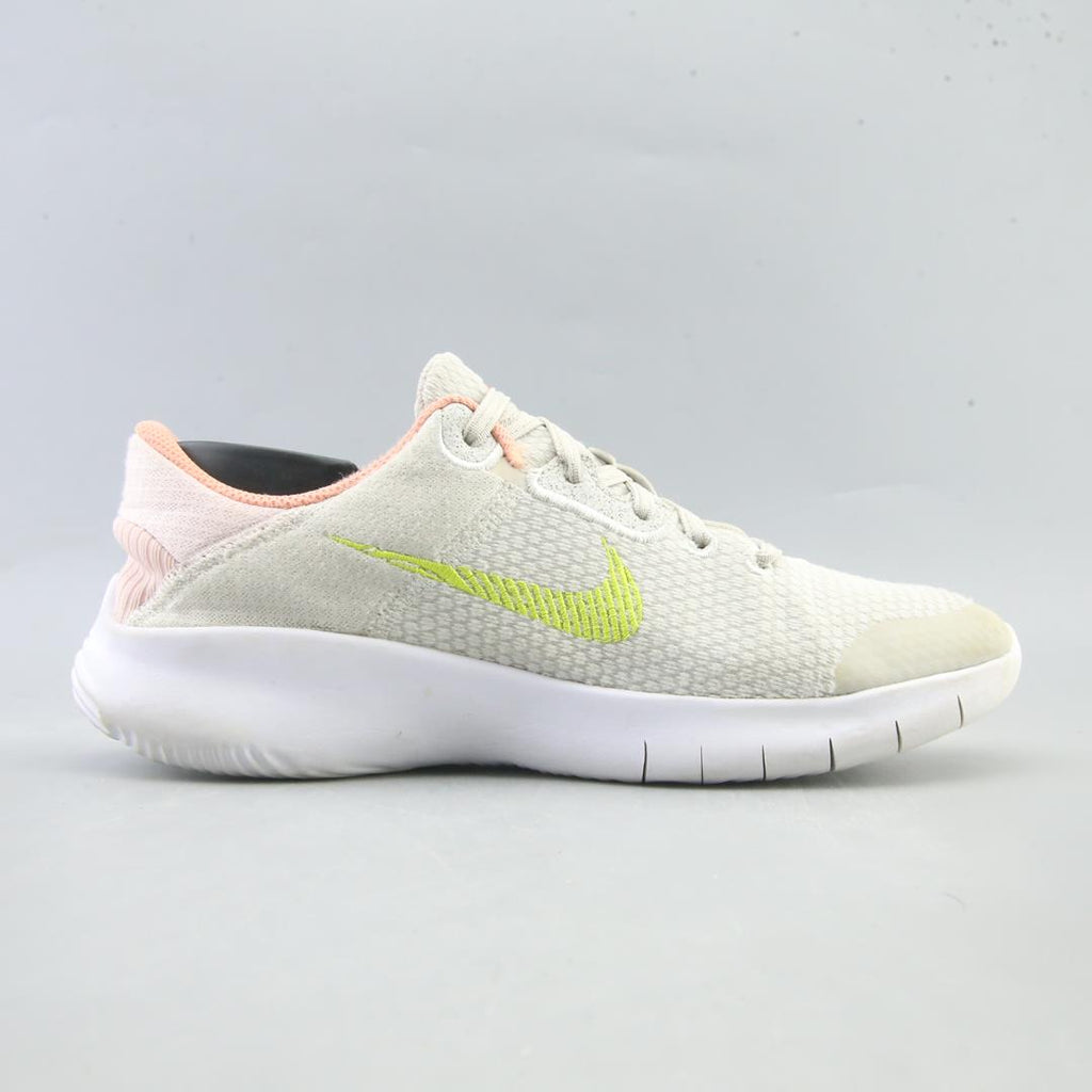 NIKE  FLEX EXPERIENCE RN 11