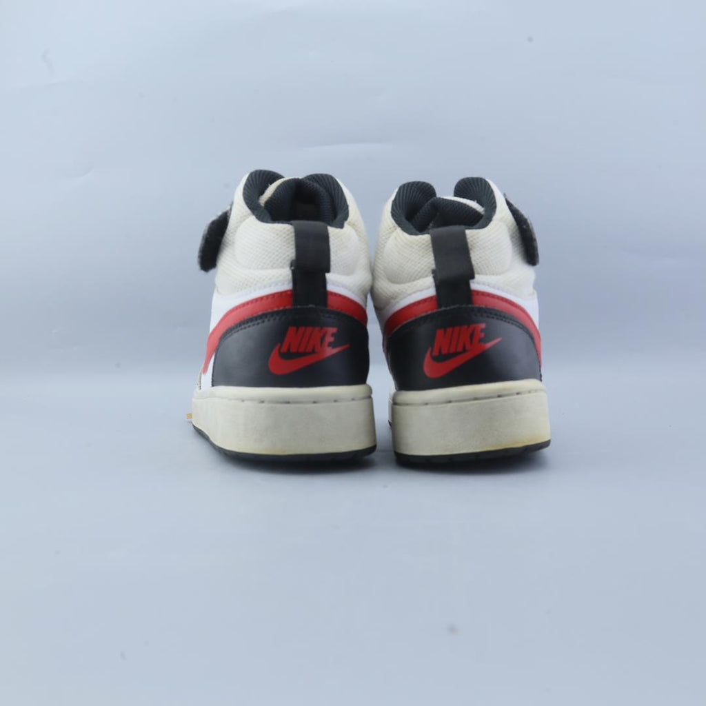 NIKE COURT BOROUGH MID 2