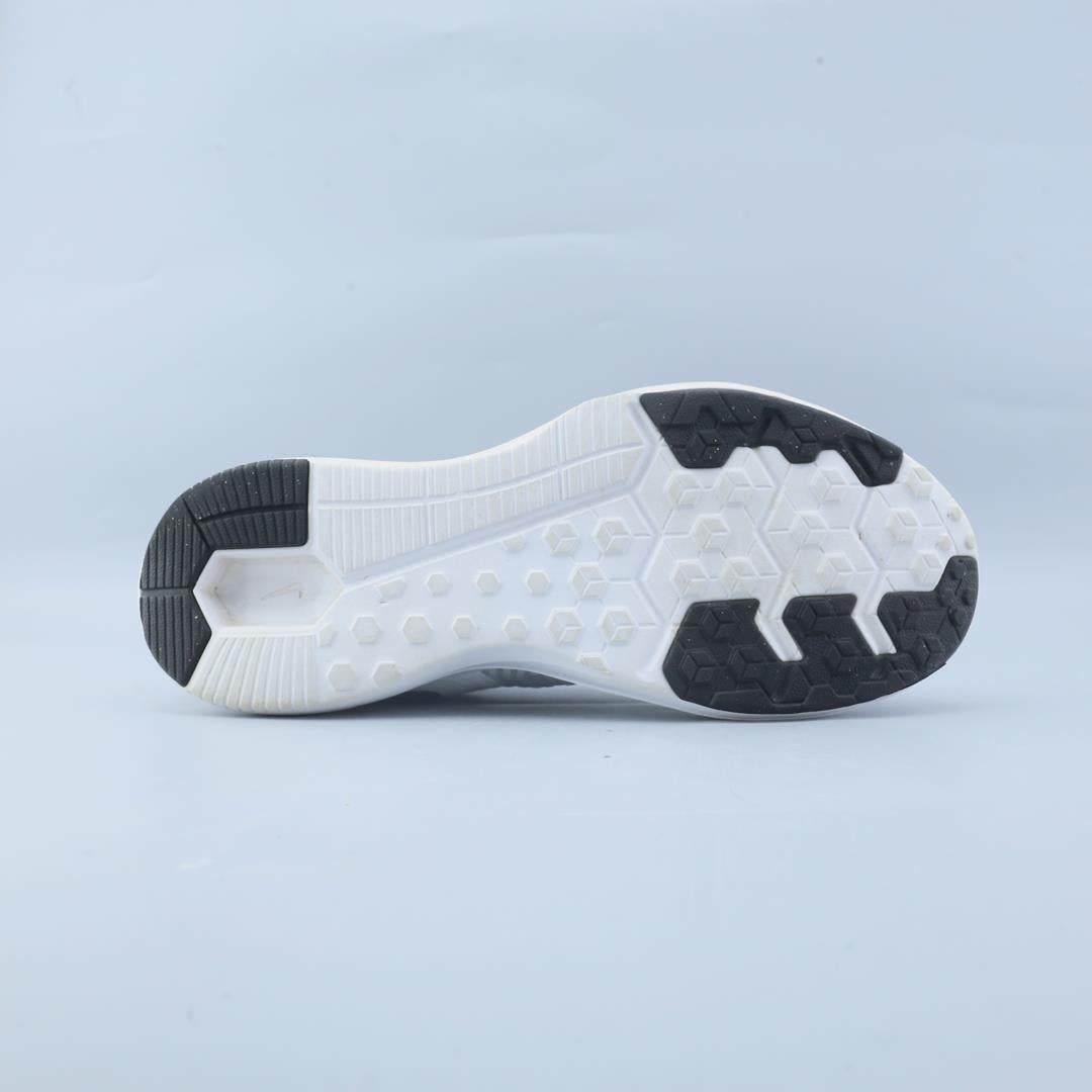 NIKE IN-SEASON TR 8