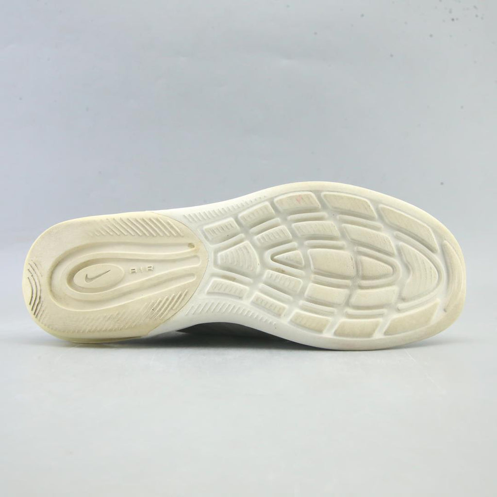 NIKE AIR MAX AXIS