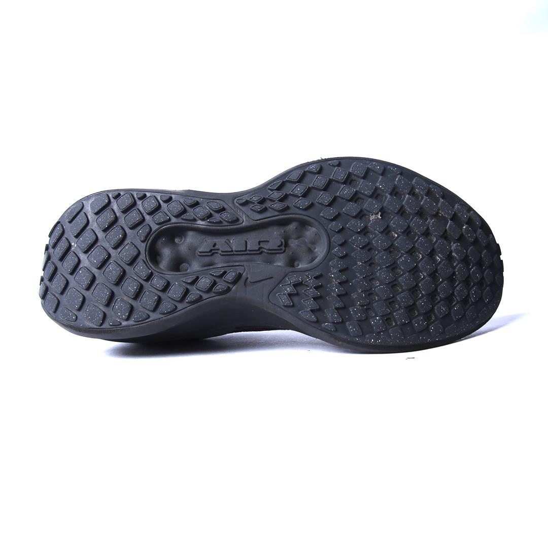 NIKE WINFLO 11