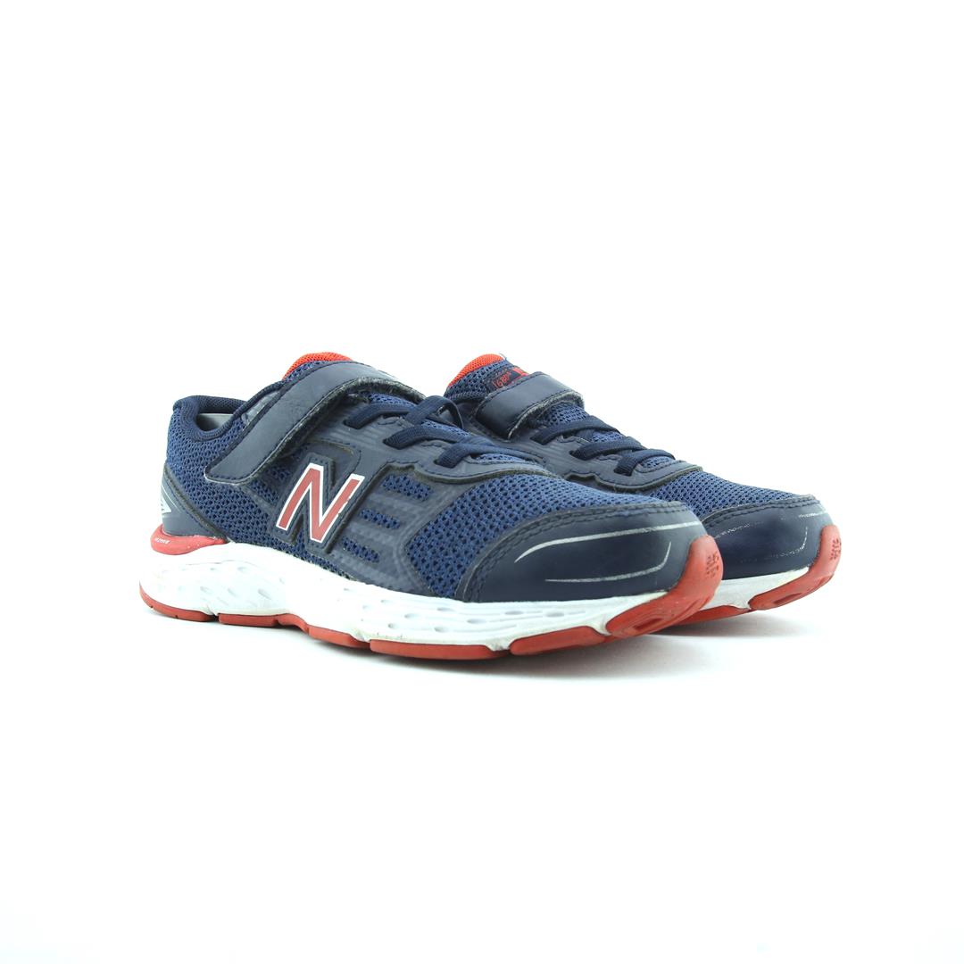 NEW BALANCE 680V5