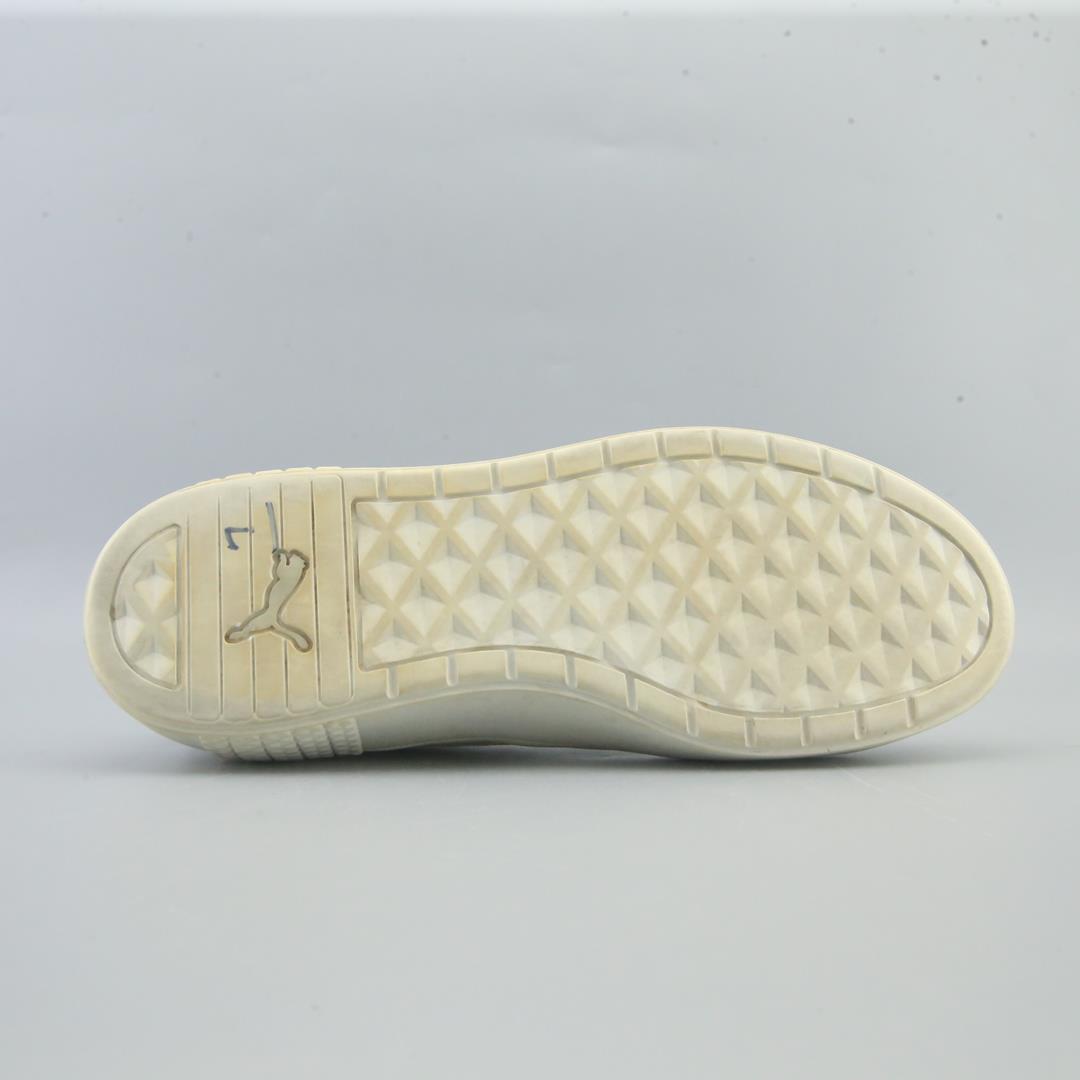 PUMA SMASH PLATFORM V2