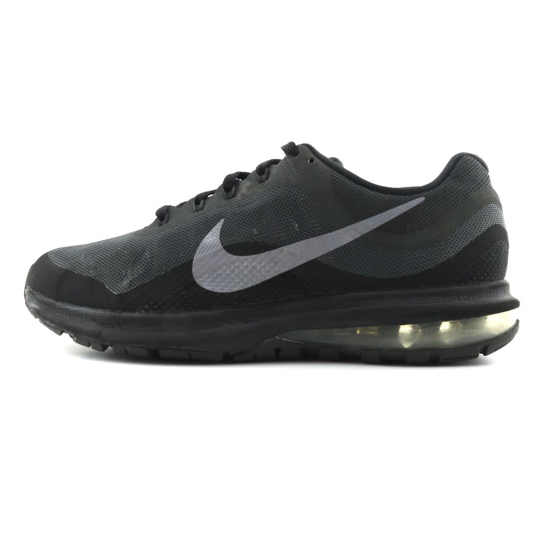 NIKE AIR MAX DYNASTY 2