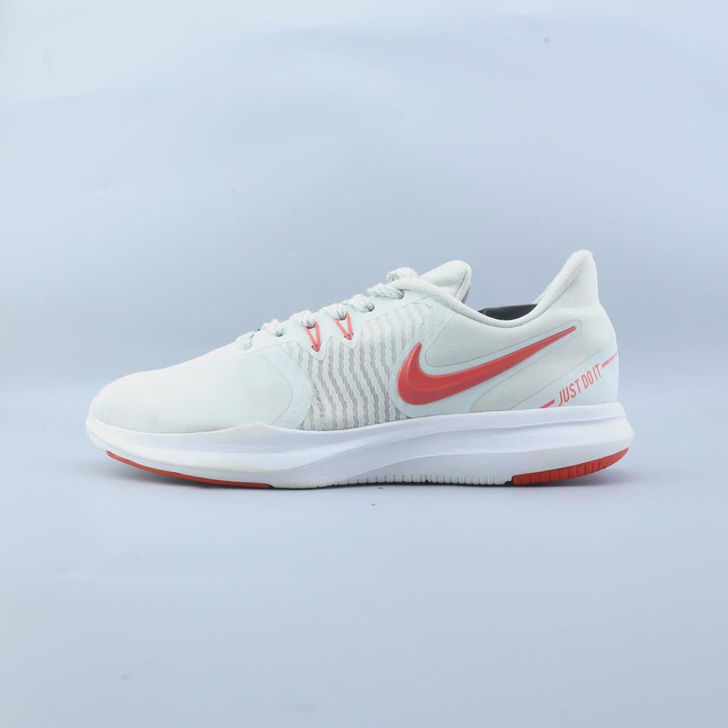 NIKE IN SEASON TR 8