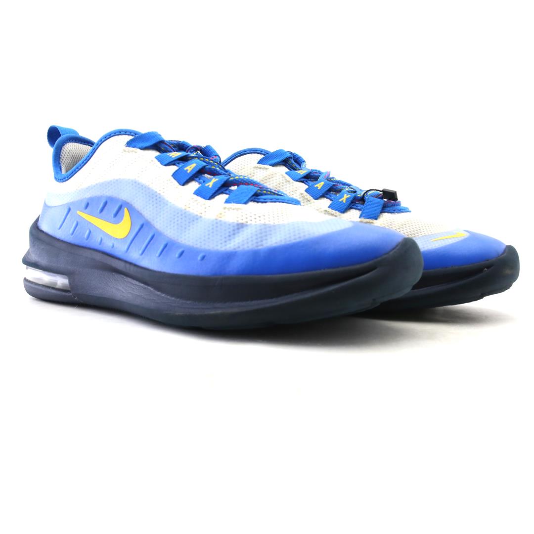 NIKE AIR MAX AXIS
