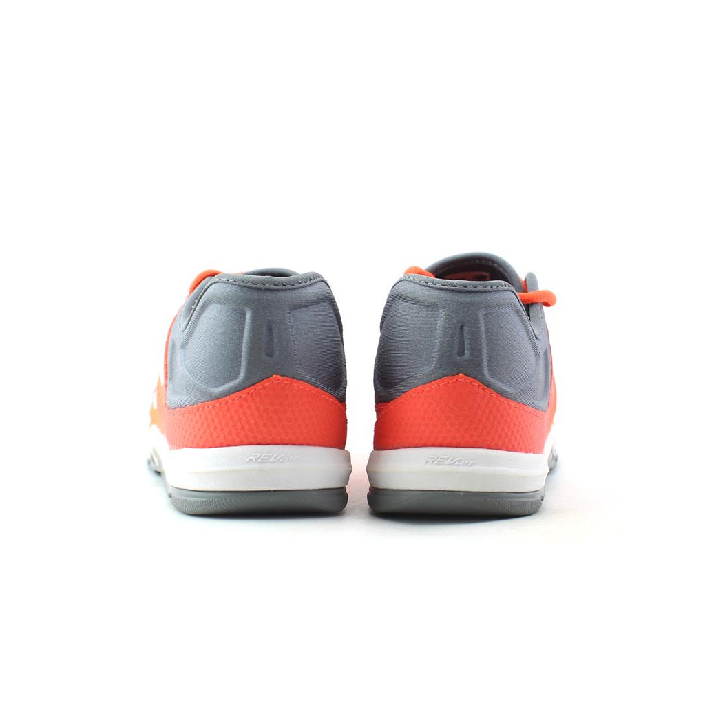 NEW BALANCE MINIMUS 20V6