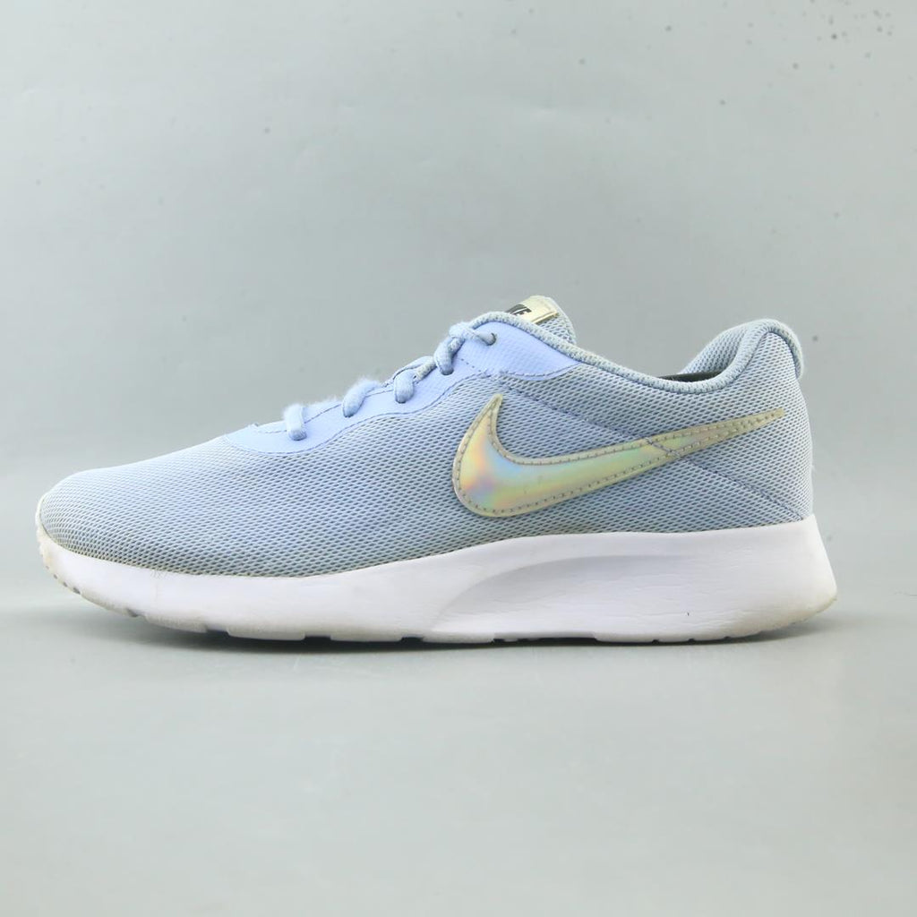 NIKE TANJUN
