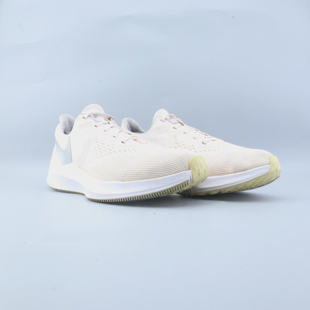 NIKE ZOOM WINFLO 6