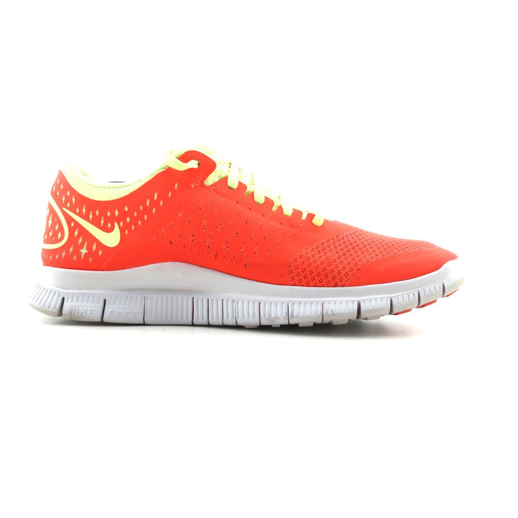 NIKE FREE 4.0 V2
