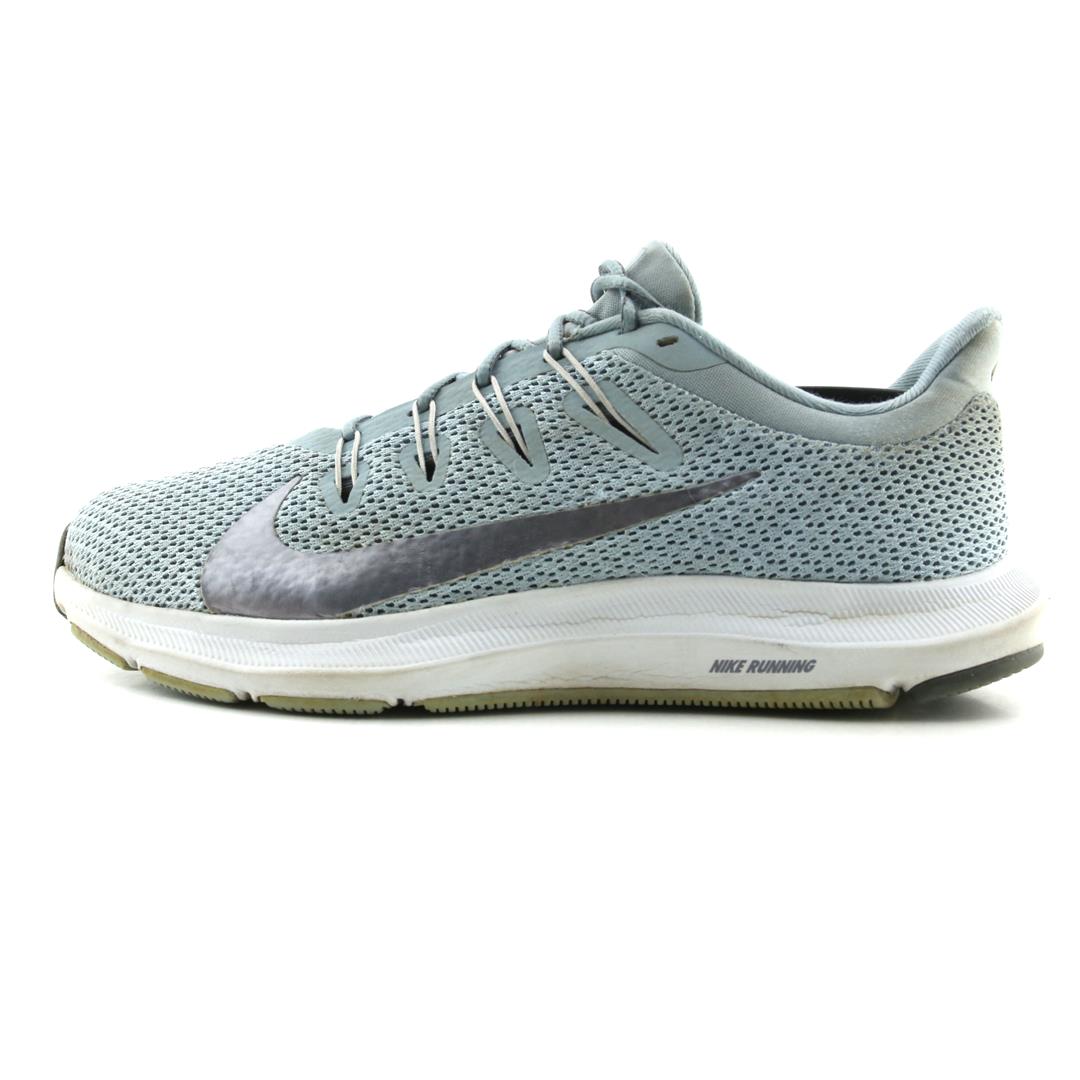 NIKE QUEST 2