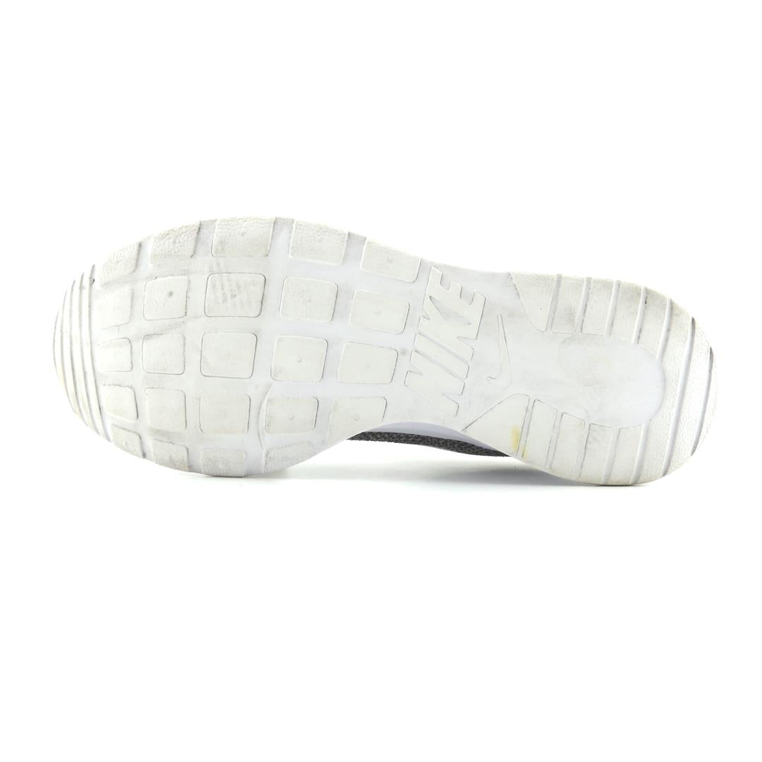 NIKE TANJUN