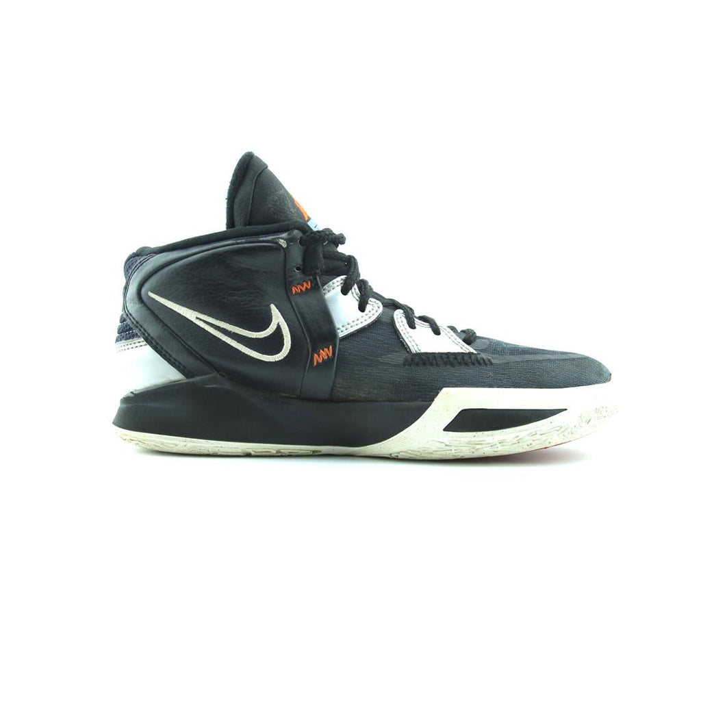 NIKE KYRIE INFINITY
