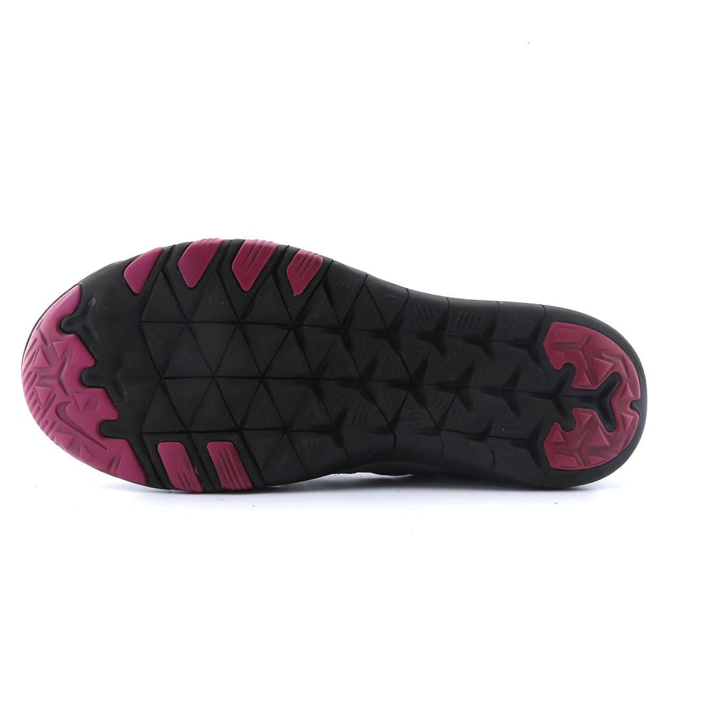 NIKE FREE TR 6