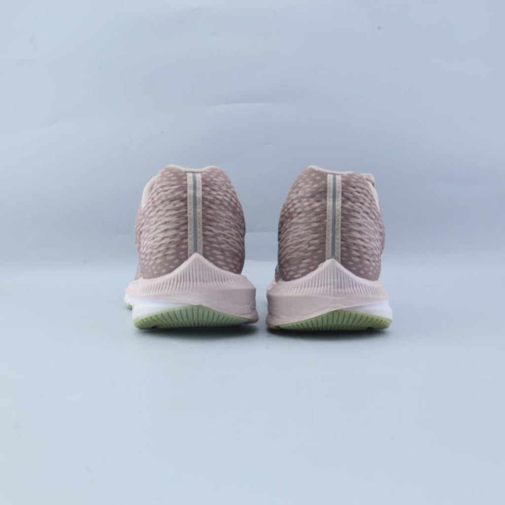 NIKE ZOOM WINFLO 5