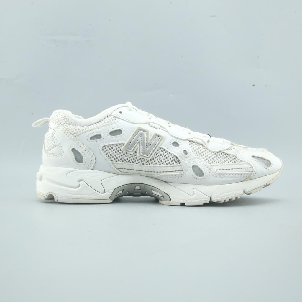 NEW BALANCE 827 ABZORB