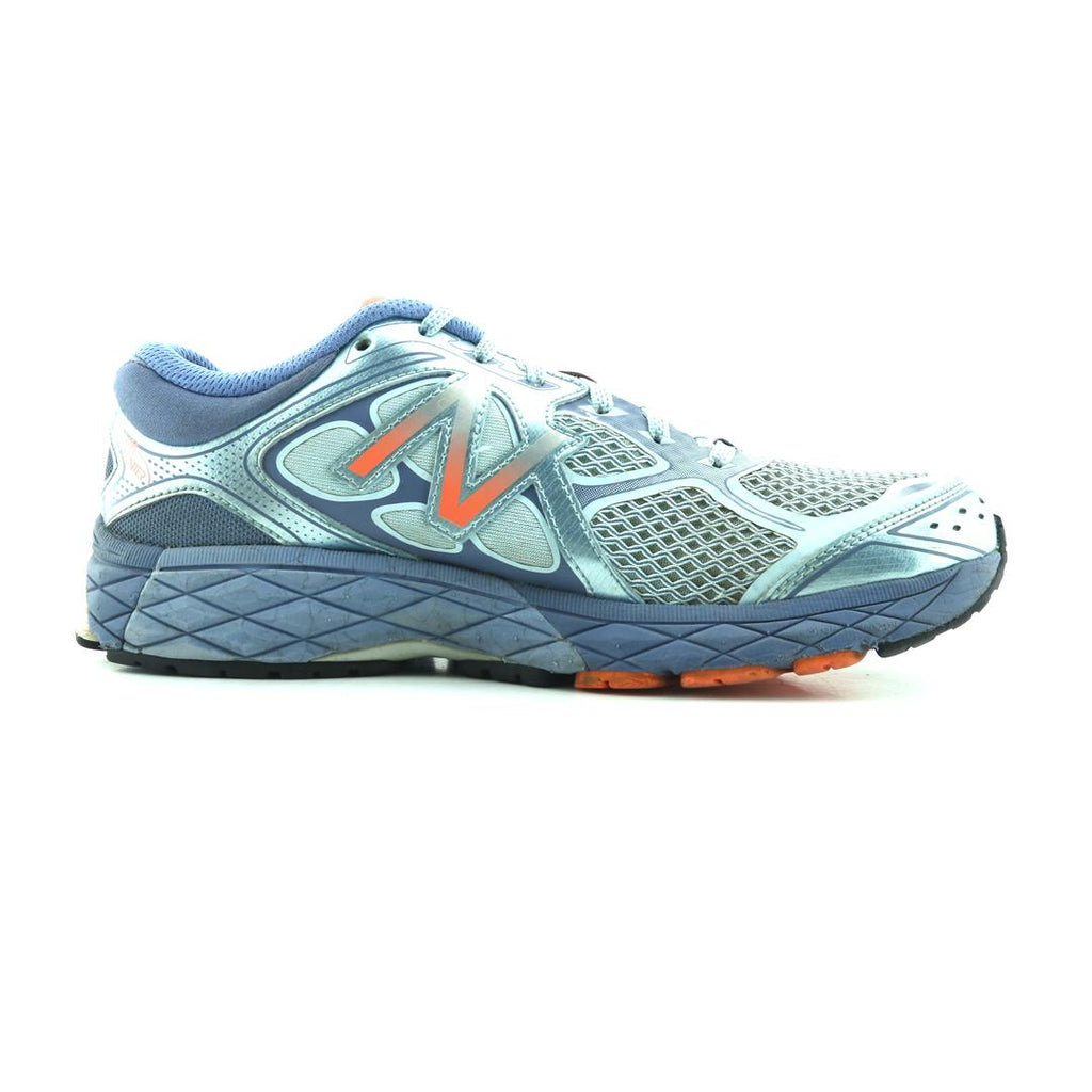 NEW BALANCE 860V6