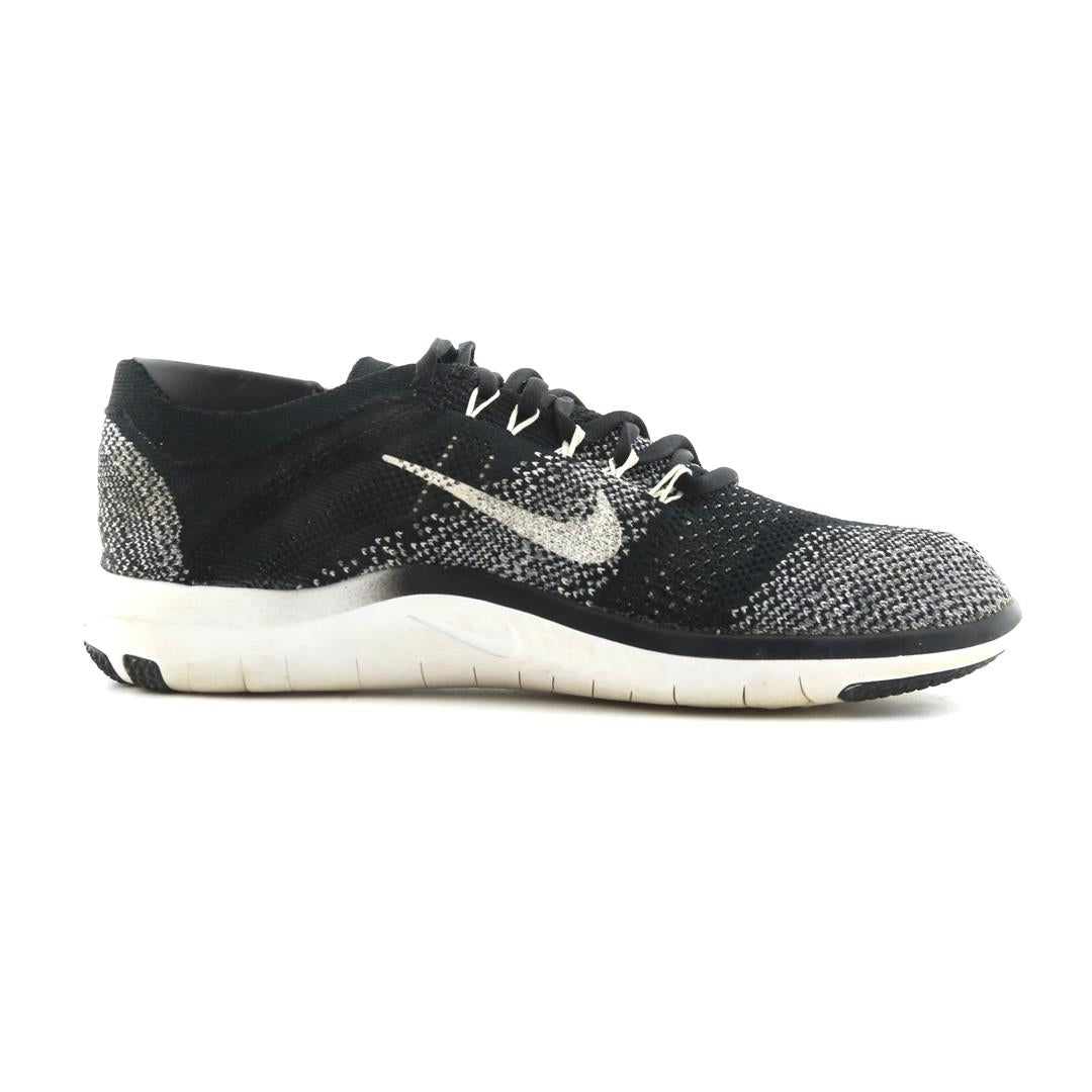 NIKE FREE TR FLYKNIT 2