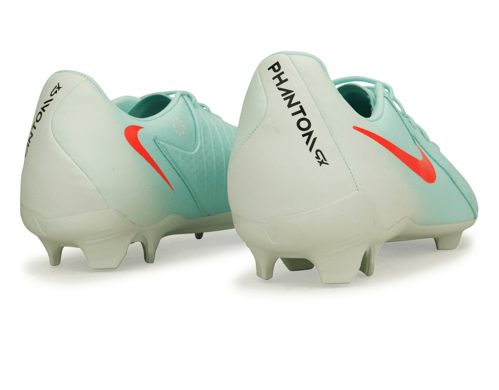 Nike Men's Phantom GX II Academy FG/MG